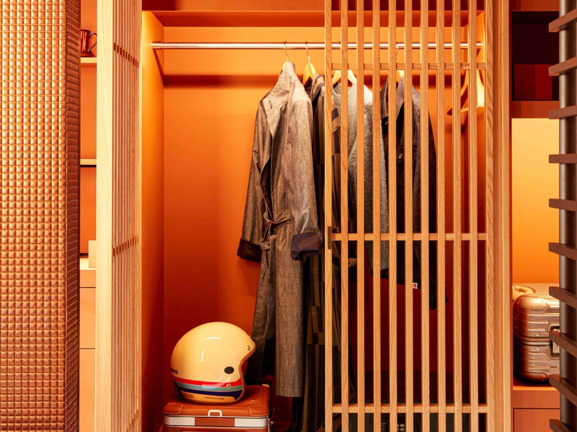 So/ Paris Hotel Exterior foto A wardrobe